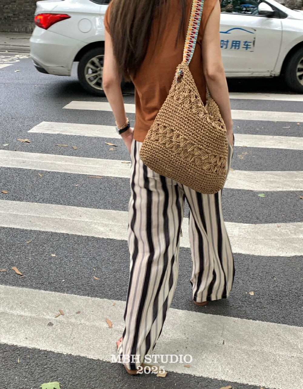 MBH Colorful Woven Strap Handmade Beach Shoulder Bag for Vacation - Image 3