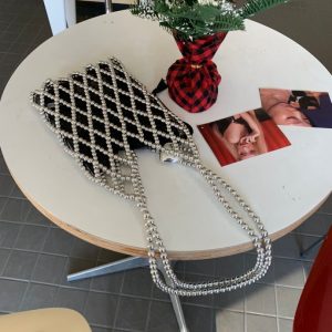 New Hollow Handwoven Beaded Shoulder Bag Korean Dongdaemun Style