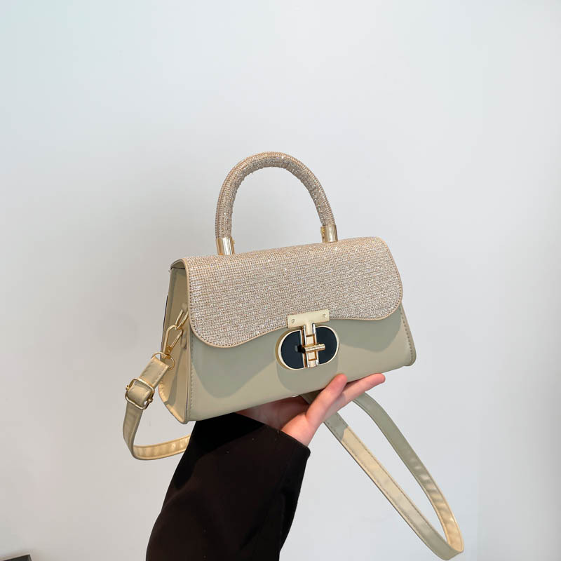 Minimalist Chain Small Square Bag for Women 2025 Trendy Handbag Crossbody Shoulder Bag - Image 2