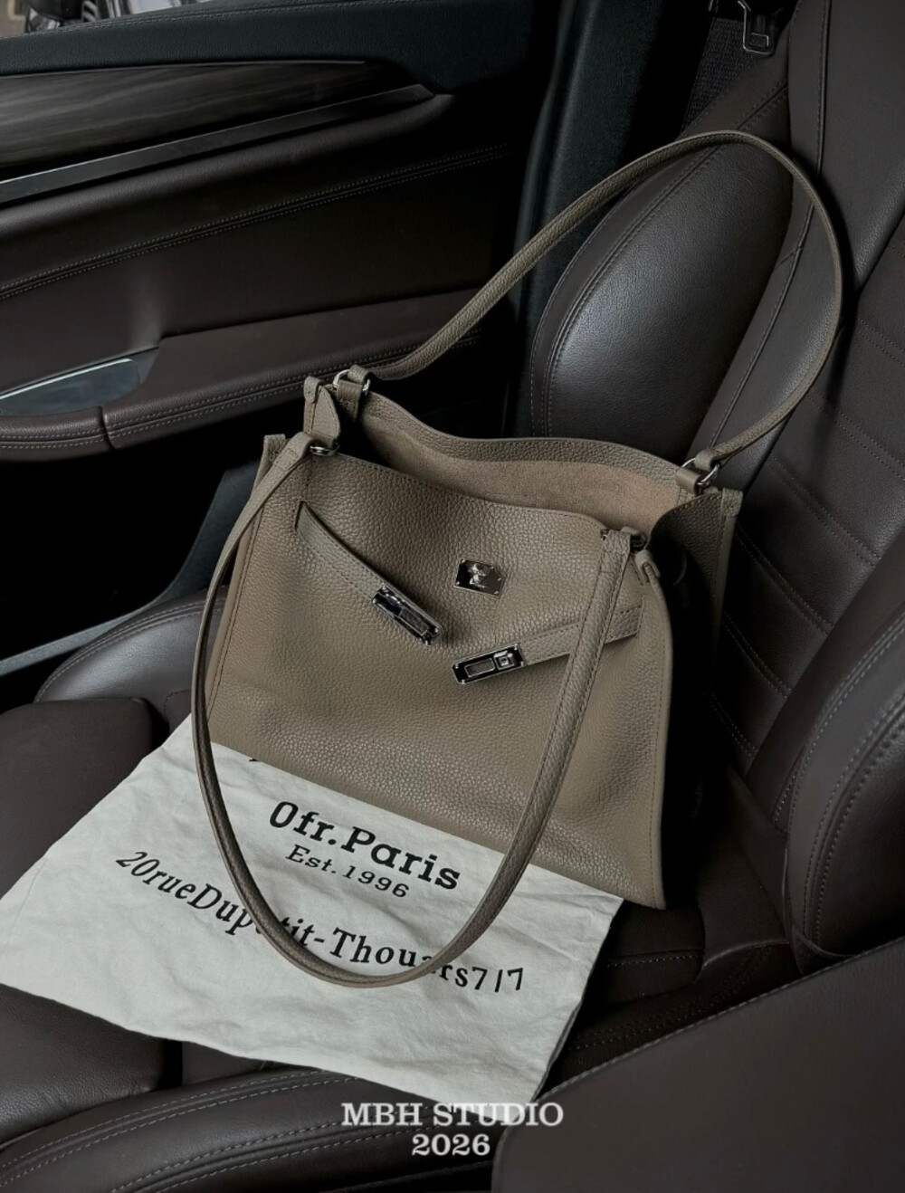 MBH Minimalist Soft Leather Kelly Tote Bag Large Capacity Commuter Shoulder Bag - Image 2