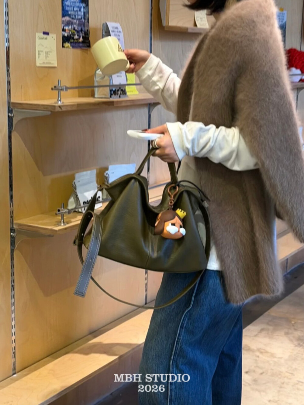 MBH Elephant Grain Top Layer Cowhide Sage Green Slouchy Tote Bag Large Capacity Commuter Handbag Shoulder Bag