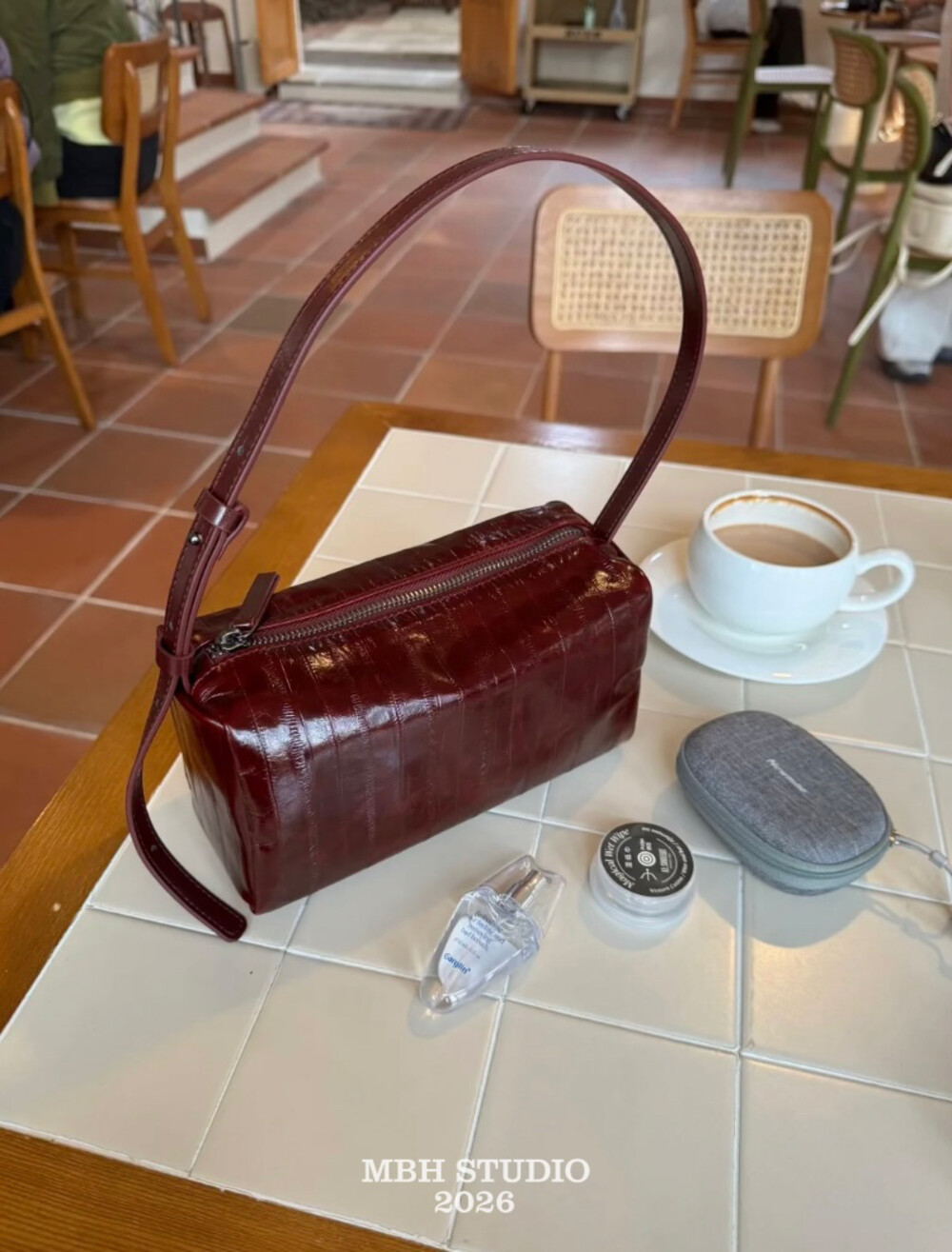 MBH Top Layer Cowhide Eel Texture Cylinder Bag Leather Handbag Shoulder Bag - Image 3
