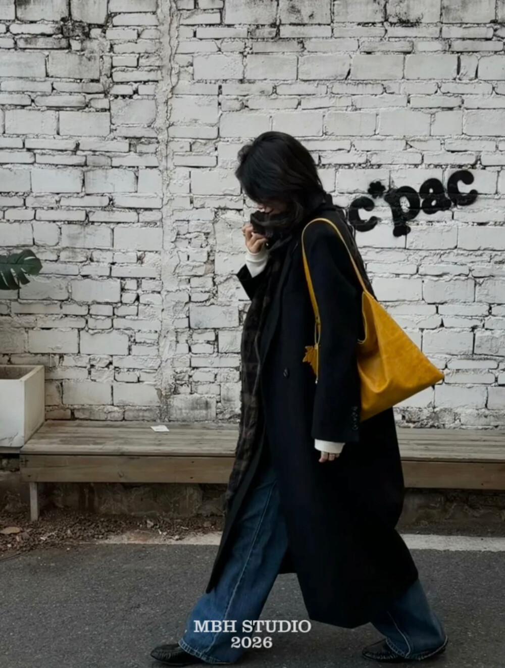 MBH Maple Yellow Top-Grain Waxed Leather Tote Bag Minimalist Relaxed Handbag Shoulder Bag - Image 4