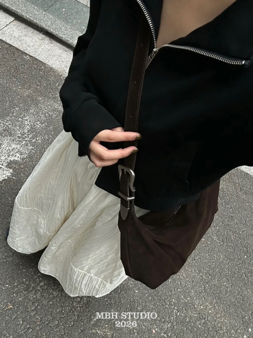 MBH Matte Brushed Leather Dumpling Bag with Antique Silver Buckle and Wide Strap - Image 4