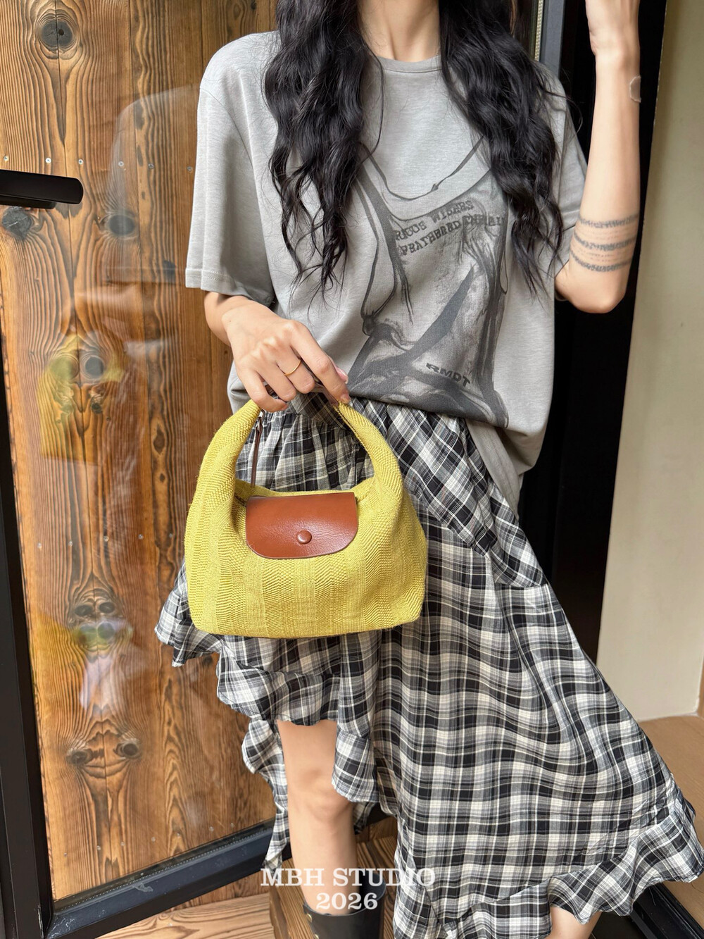 MBH Cowhide and Cotton Linen Color Block Dumpling Bag Casual Commuter Handbag Crossbody with Shoulder Strap - Image 2
