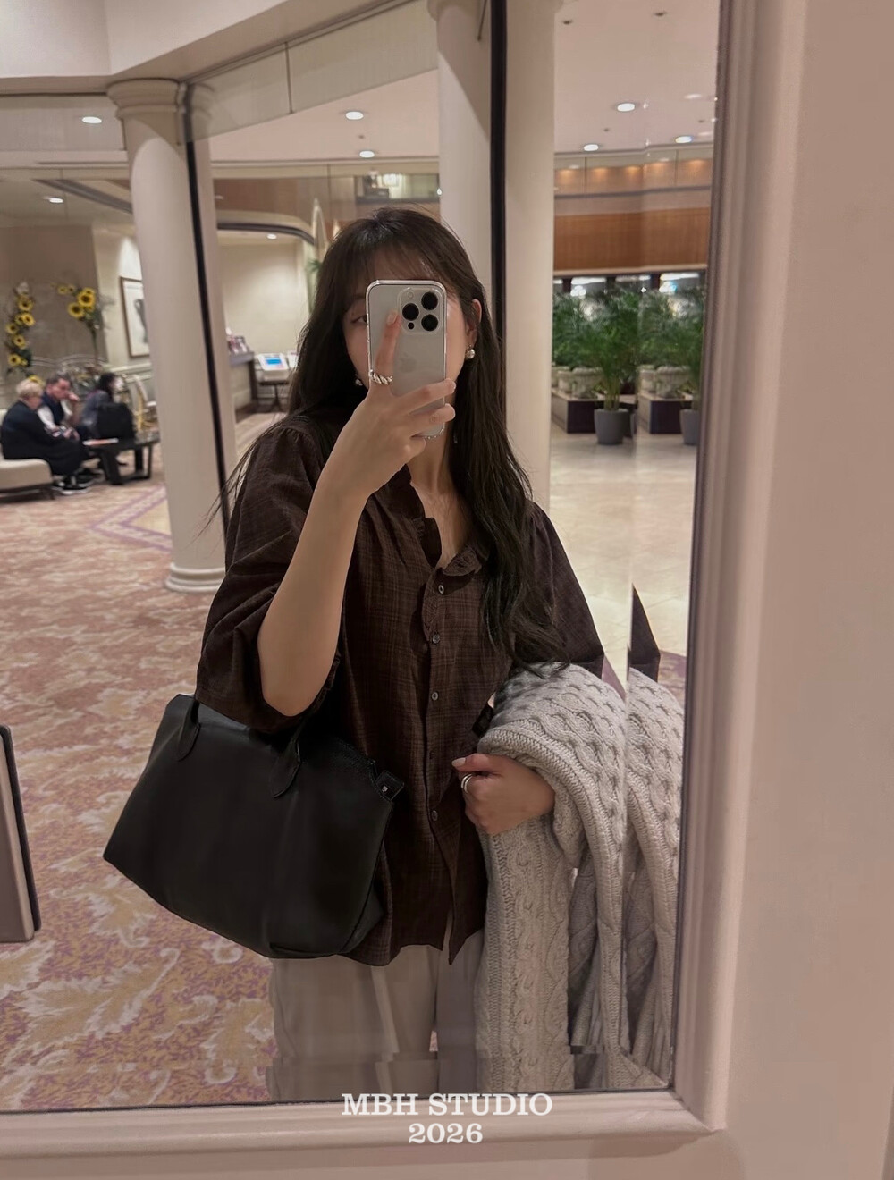 MBH Top-Grain Leather Litchi Texture Long-Handle Tote Bag Minimalist Commuter Large-Capacity Shoulder Bag - Image 4