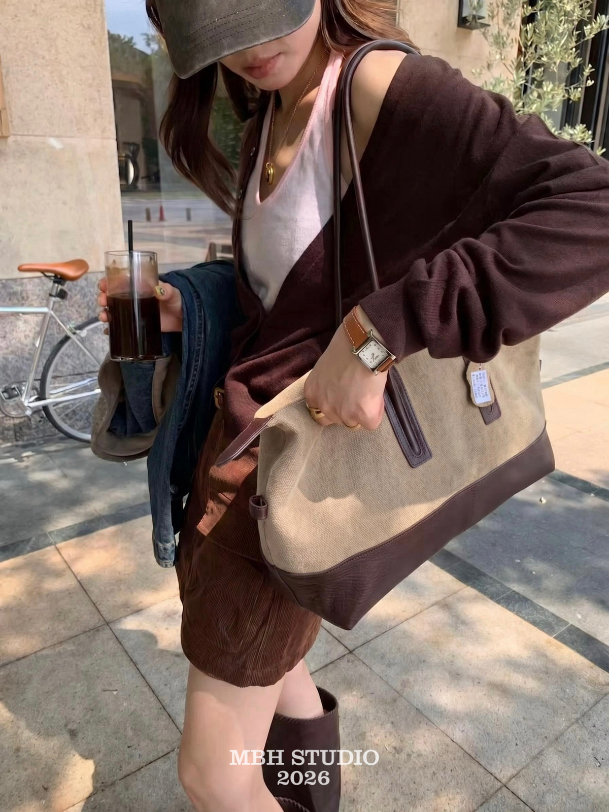 MBH Linen and Top-Grain Leather Boston Bag Large Capacity Relaxed Commute Shoulder Bag - Image 2
