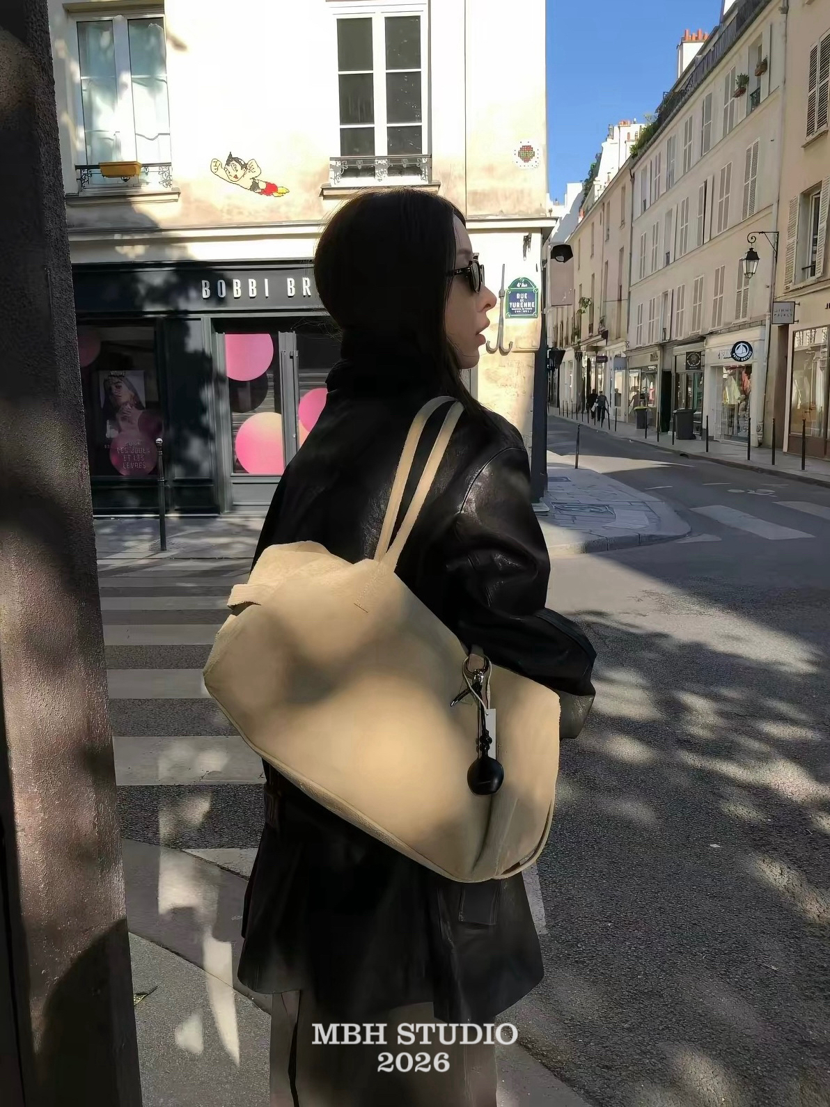 MBH Boston Pillow Bag Large Capacity Matte Cowhide Shoulder Bag - Image 3