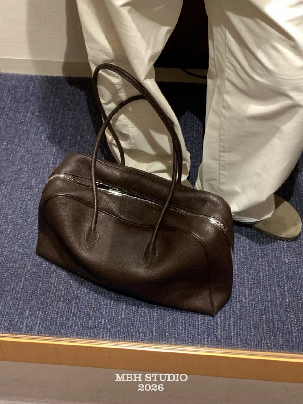 MBH Women's Large Boston Shoulder Bag in Top Grain Leather for Travel and Laptop